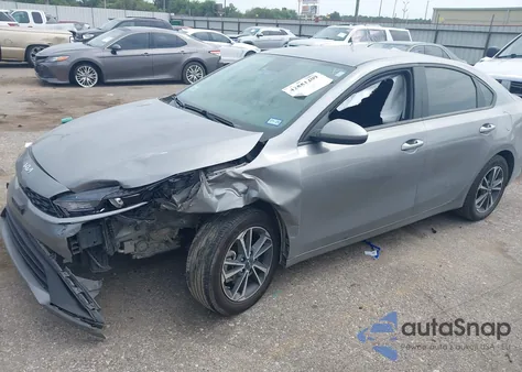 2024 Kia Forte Lxs from USA, damaged, VIN 3KPF24AD4RE736831